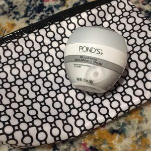 Pond’s Anti-wrinkle Cream